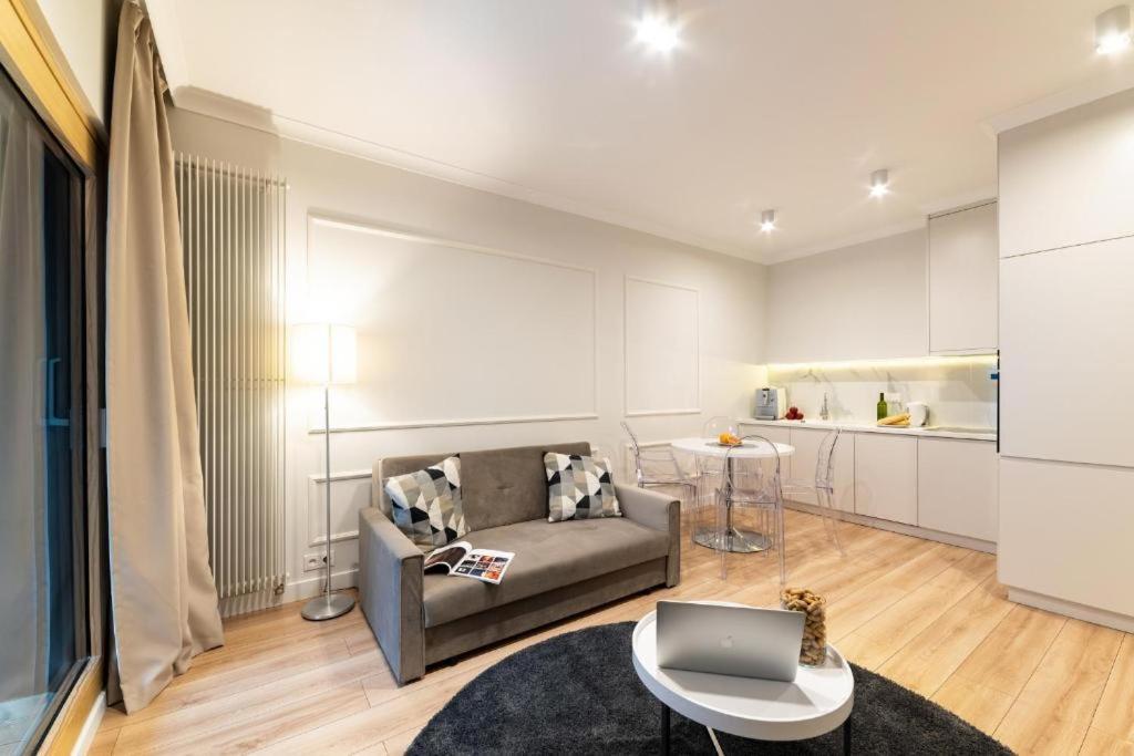 Mennica Residence Luxury Location Varšava Exteriér fotografie