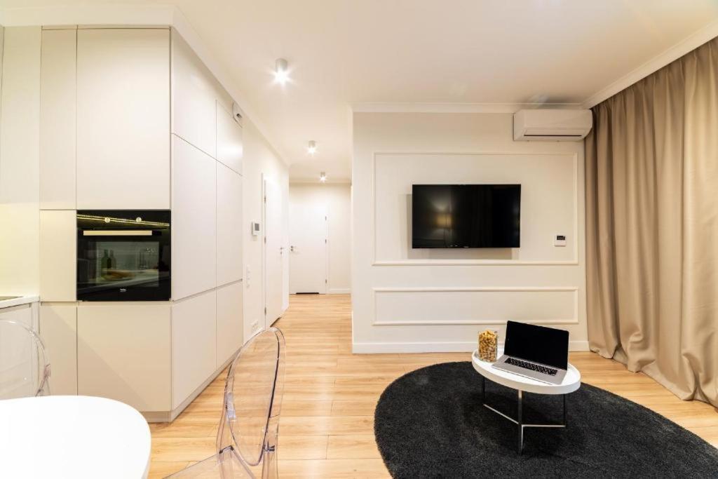 Mennica Residence Luxury Location Varšava Exteriér fotografie